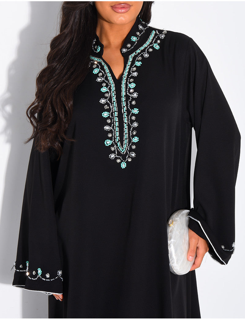 Abaya ample à perles cousues à la main