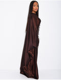 Abaya papillon à empiècements en dentelle
