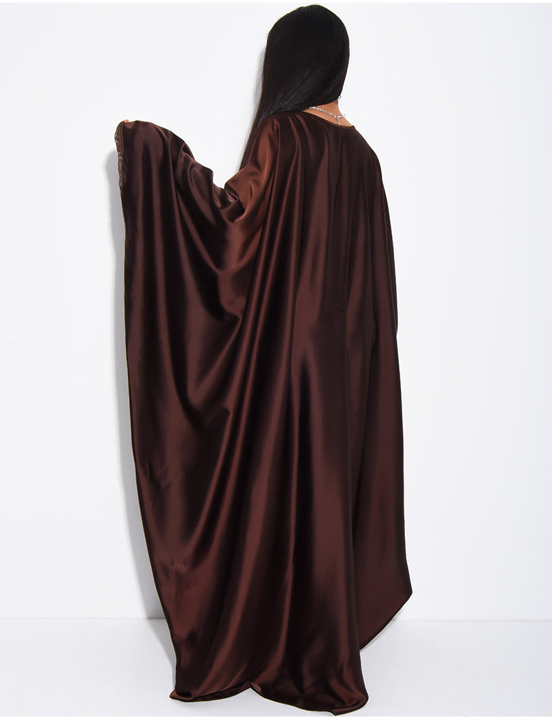 Abaya papillon à empiècements en dentelle