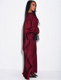 Abaya papillon en satin & pompons au col