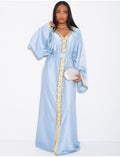 Abaya premium en satin à cristaux cousus à la main et liseré doré