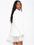 Blazer oversize à bordures en dentelle fine