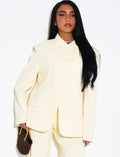 Blazer oversize à boutonnière croisée