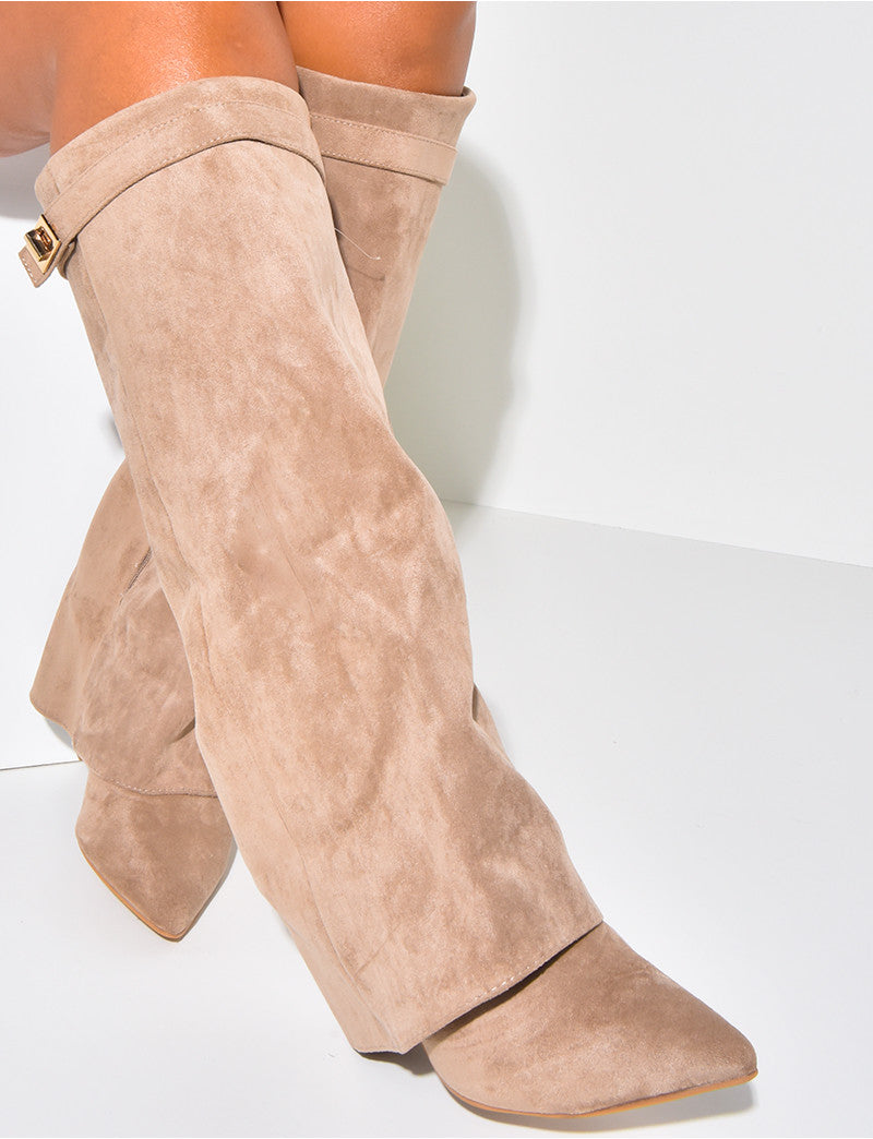 Bottes en suédine à talons carré et rabat