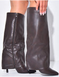 Bottes en similicuir à talons aiguille et rabat