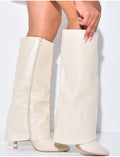 Bottes en similicuir à talons aiguille et rabat
