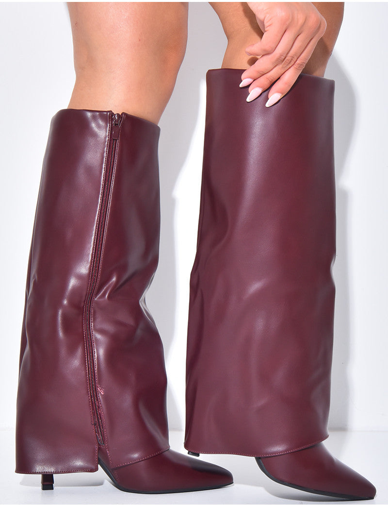 Bottes en similicuir à talons aiguille et rabat