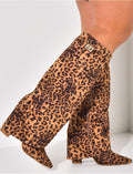 Bottes en suédine à talons carré et rabat léopard