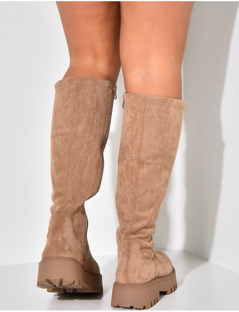 Bottes en suédine à semelles épaisses