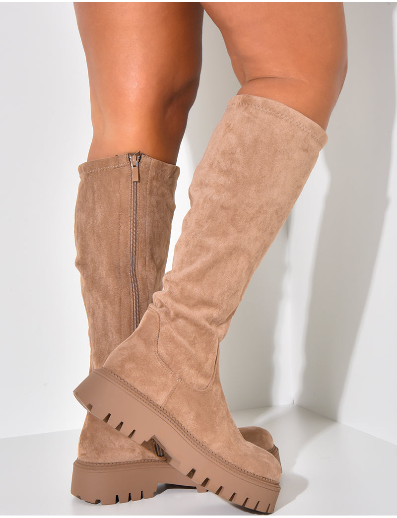 Bottes en suédine à semelles épaisses