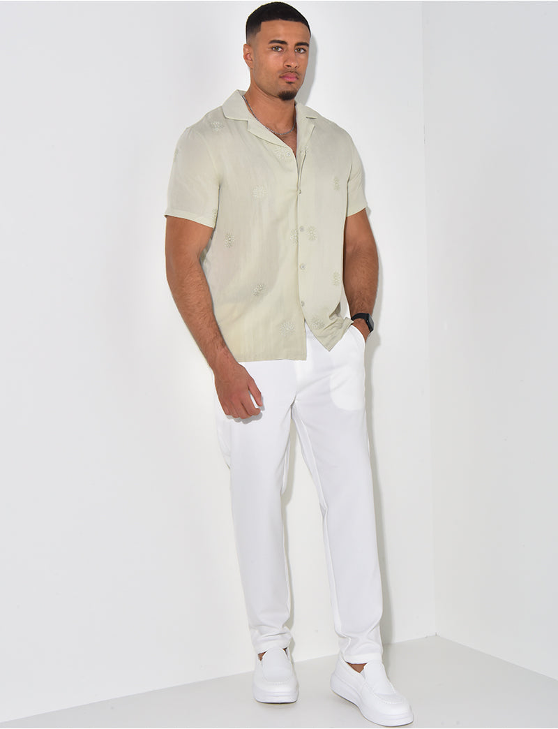 Chemise légère motifs brodés