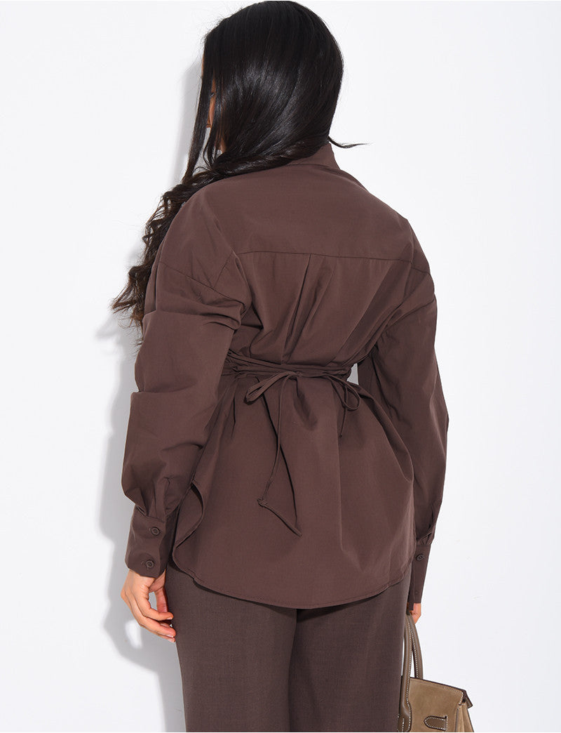 Chemise cintrée à attaches sur le côté