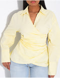 Chemise unie à boutonnière croisée