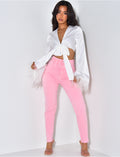 Crop top à nouer avec plumes sur les manches