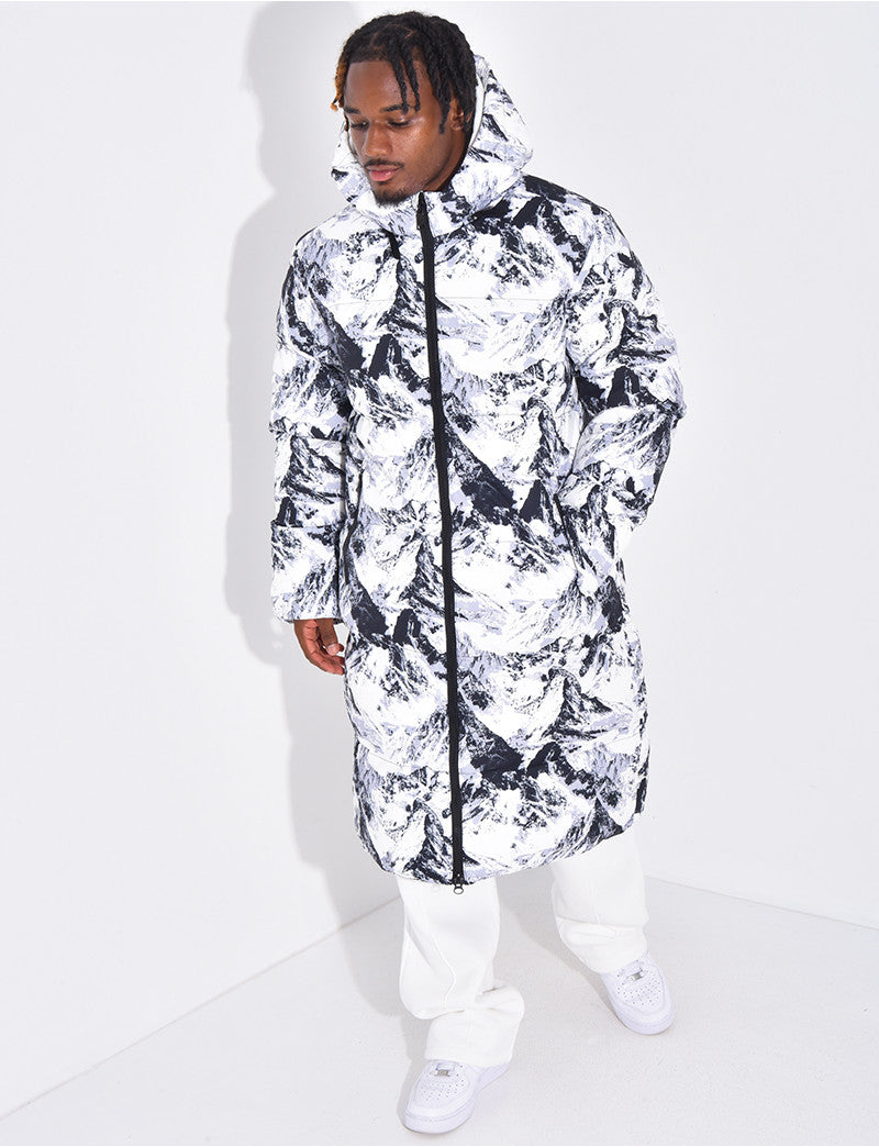 Doudoune longue matelassée à motifs camouflage
