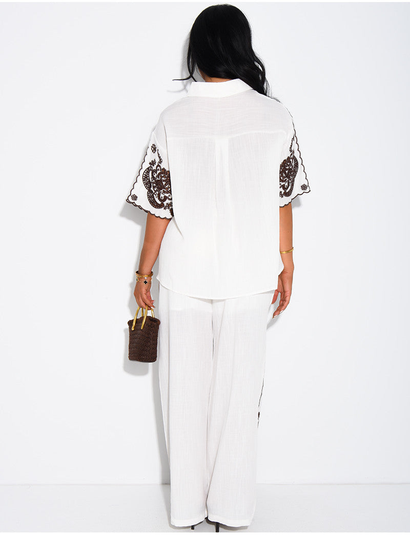 Ensemble en coton et lin à broderies pantalon et chemise