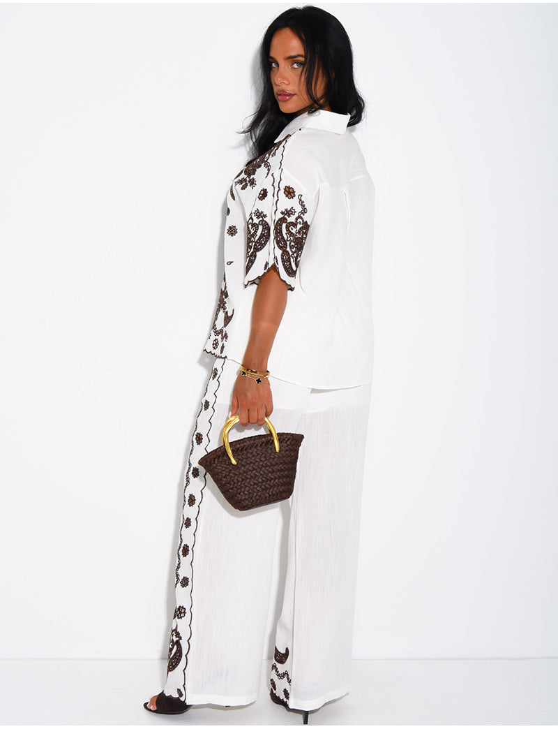 Ensemble en coton et lin à broderies pantalon et chemise