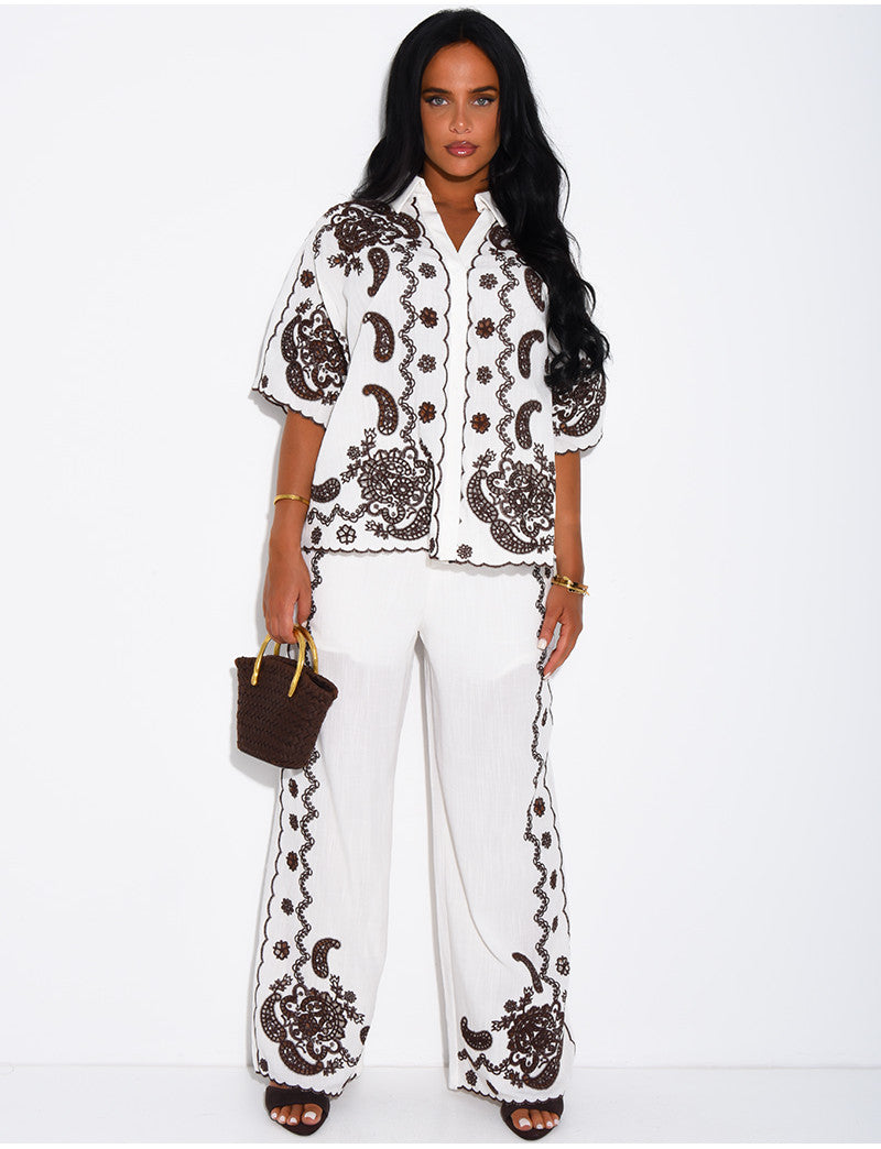 Ensemble en coton et lin à broderies pantalon et chemise
