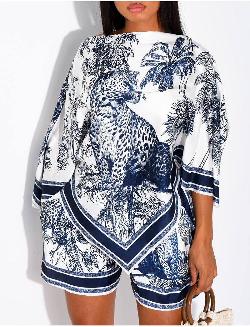 Ensemble top et short en satin à motif style foulard
