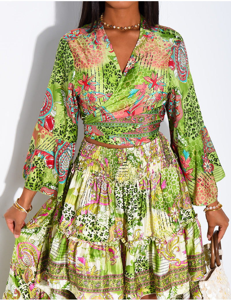 Ensemble jupe longue à volants asymétrique et top à nouer