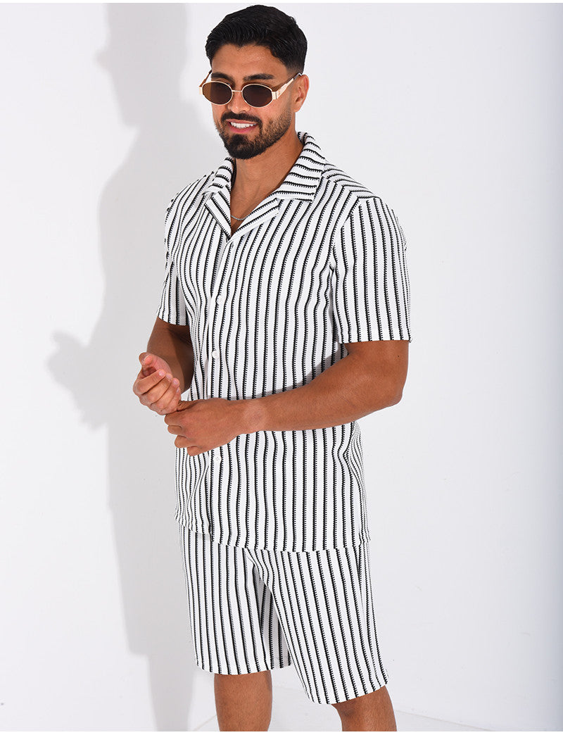 Ensemble ajouré short et chemise à rayures