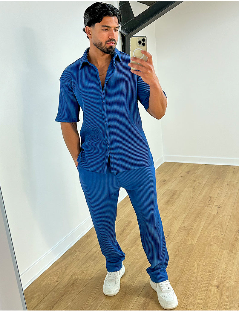Ensemble chemise et pantalon plissée