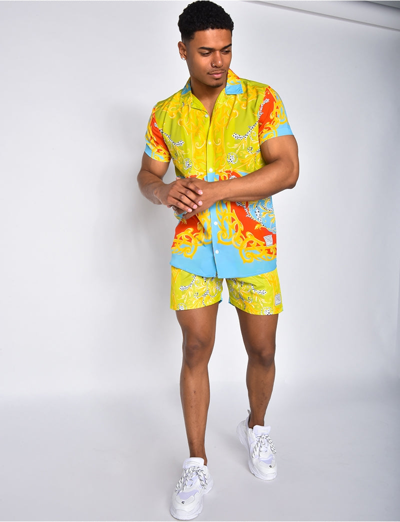 Ensemble chemise et short de bain à motifs baroque