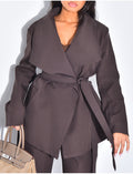 Ensemble blazer drapé à nouer et pantalon droit