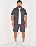 Ensemble en jeans short et chemise manches courtes
