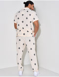Ensemble pantalon et chemise à motifs