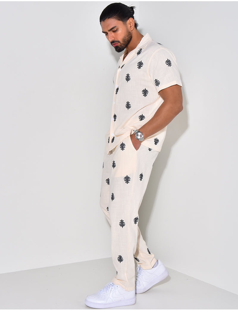 Ensemble pantalon et chemise à motifs
