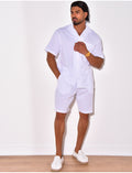 Ensemble short et chemise avec une fleur brodée