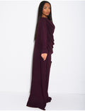 Ensemble en satin pantalon et top froncé avec cape