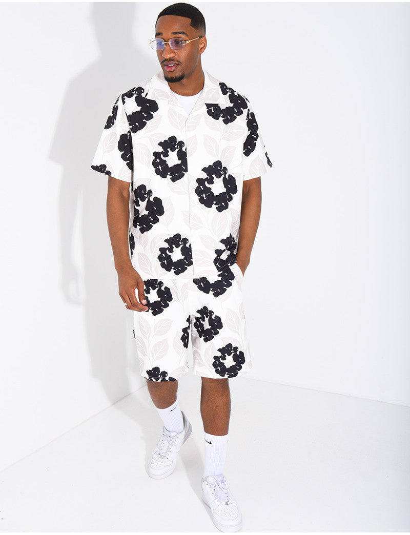 Ensemble homme short et t-shirt a fleurs