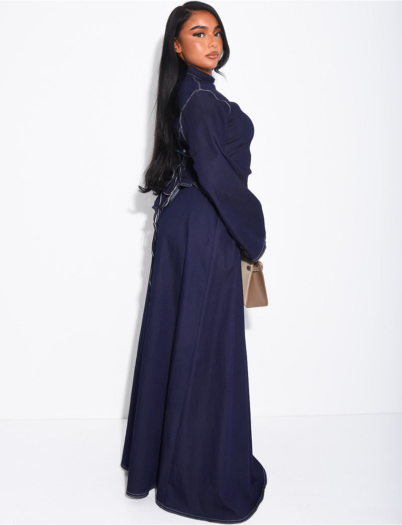 Ensemble en jeans jupe longue et top asymétrique ajusté