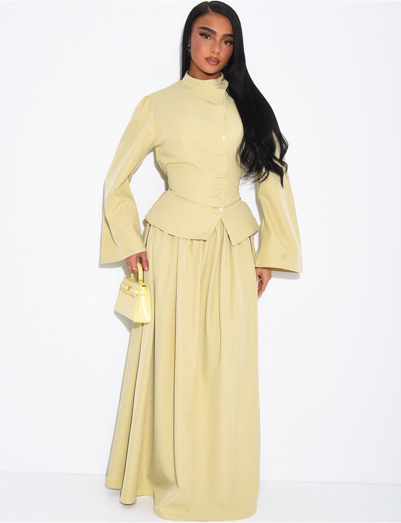 Ensemble jupe longue bouffante et top boutonné à cintrer