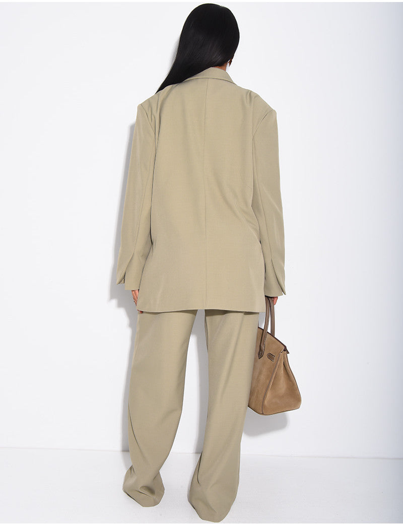 Ensemble premium blazer oversize à fentes et pantalon de tailleur droit
