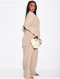 Ensemble premium blazer oversize à fentes et pantalon de tailleur droit