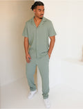 Ensemble pantalon et chemise texturé