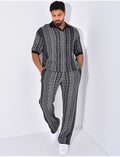 Ensemble pantalon et polo à motifs