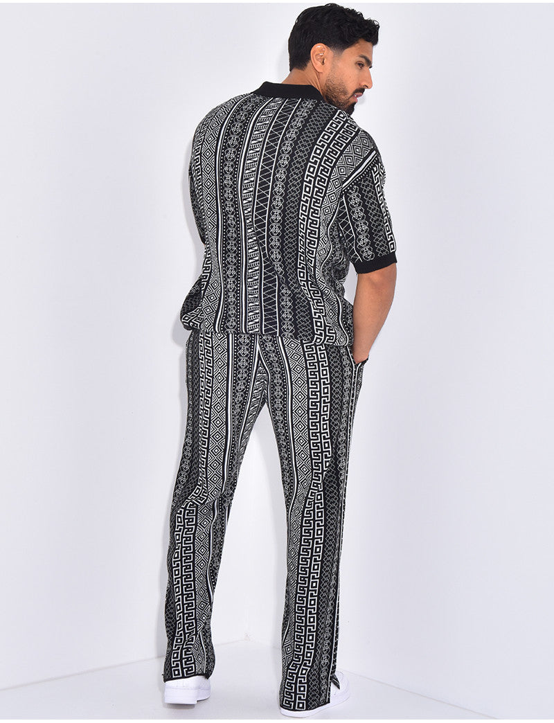 Ensemble pantalon et polo à motifs