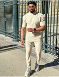 Ensemble t-shirt oversize & pantalon côtelé