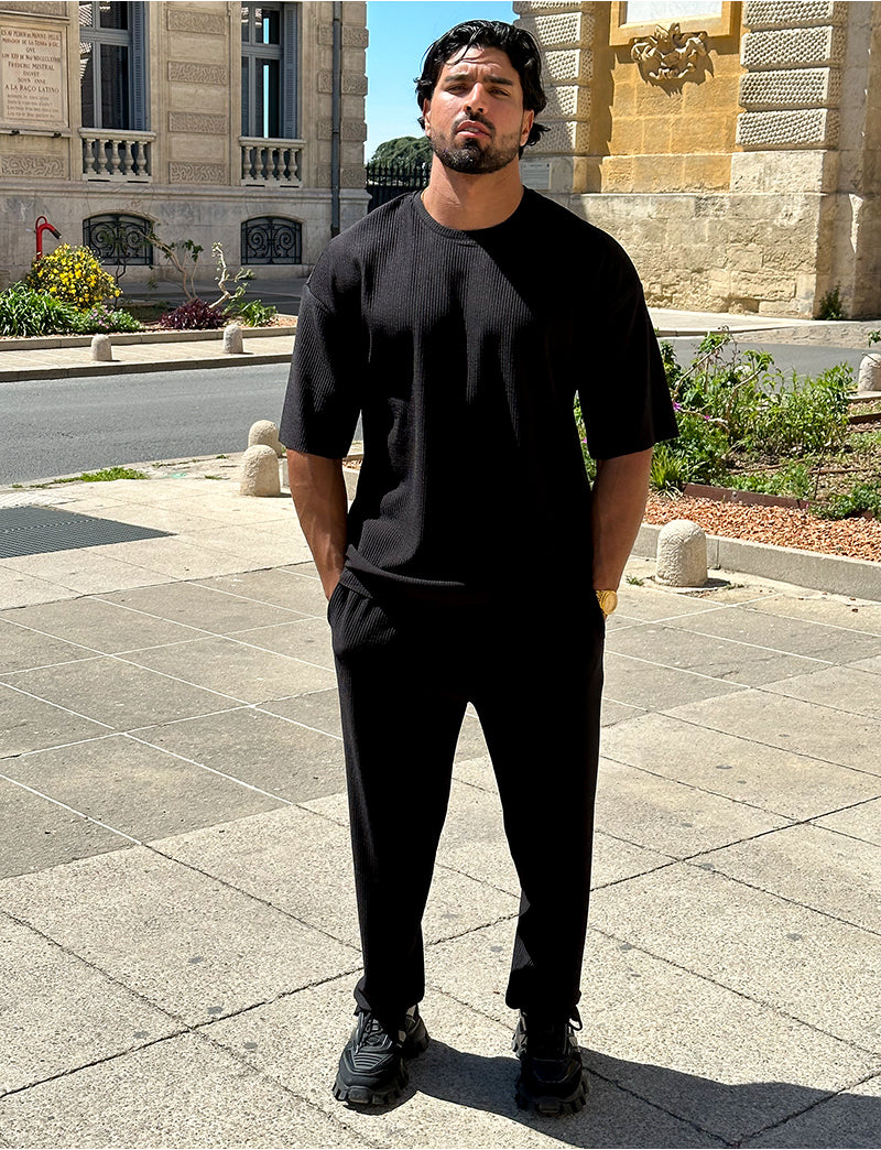 Ensemble pantalon et t-shirt plissé