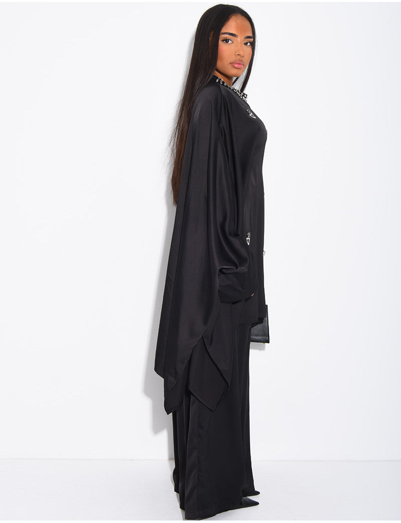 Ensemble pantalon droit et tunique papillon ornée de cristaux