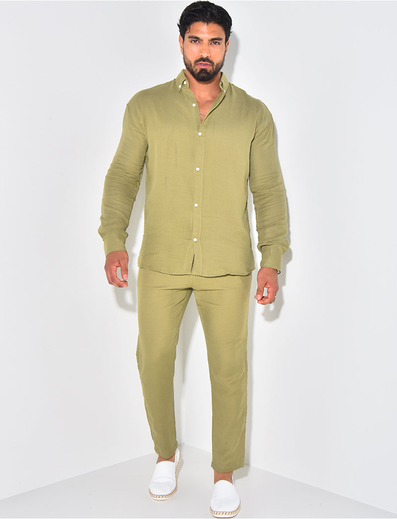 Ensemble pantalon resserré et chemise en coton
