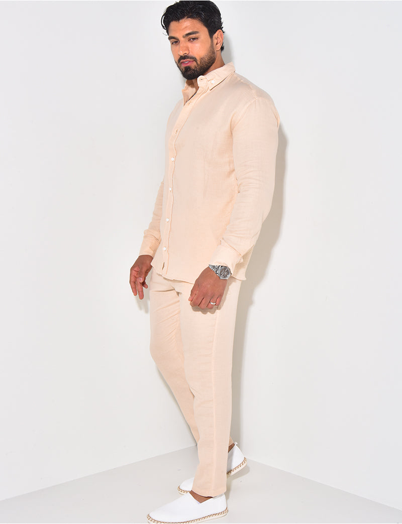 Ensemble pantalon resserré et chemise en coton