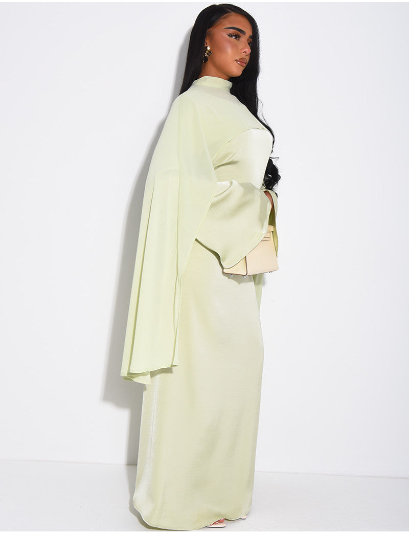 Ensemble robe en satin premium et cape en voile assortie