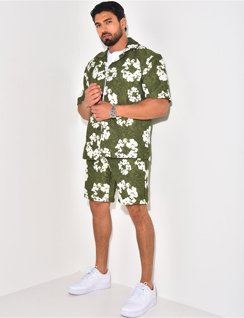 Ensemble short et chemise à fleurs