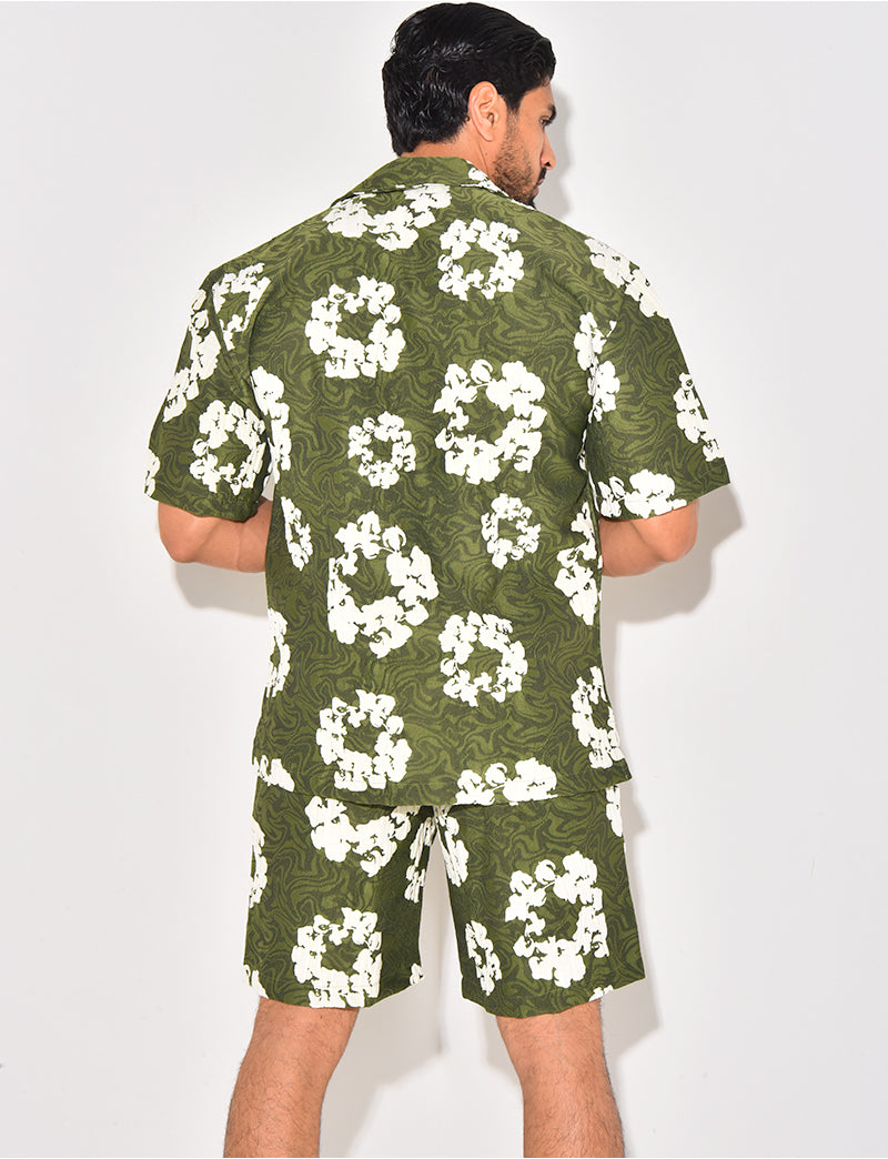 Ensemble short et chemise à fleurs