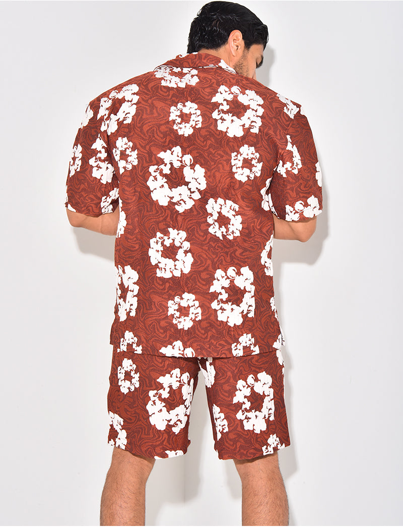 Ensemble short et chemise à fleurs